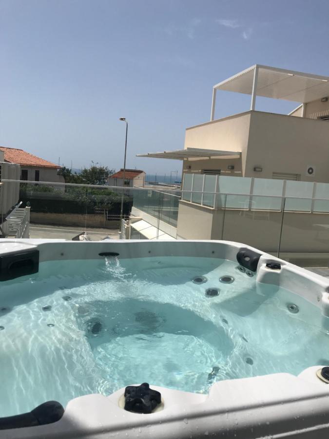 Delposto Marina Di Ragusa Prl Exterior photo