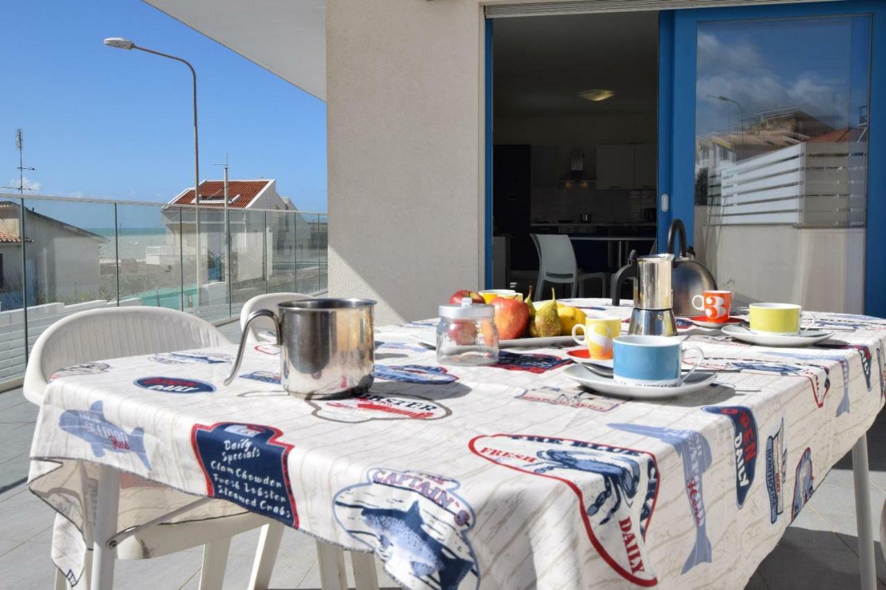 Delposto Marina Di Ragusa Prl Exterior photo